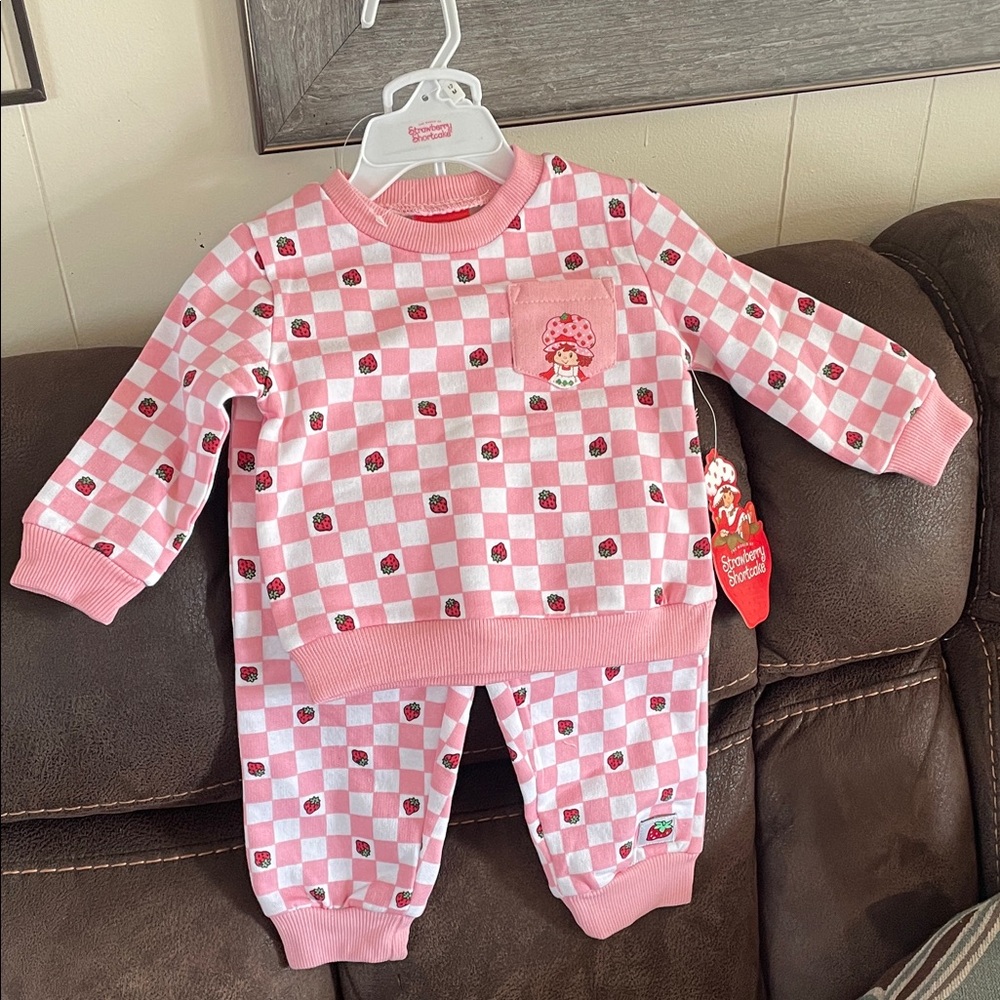 12 month strawberry shortcake set